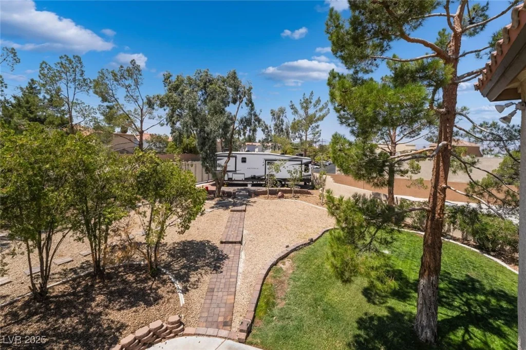1403 Graystone Canyon, Las Vegas, NV 89183