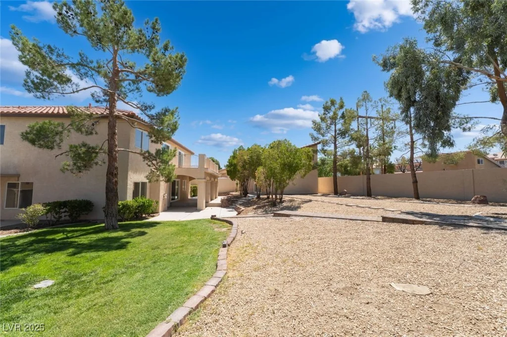 1403 Graystone Canyon, Las Vegas, NV 89183