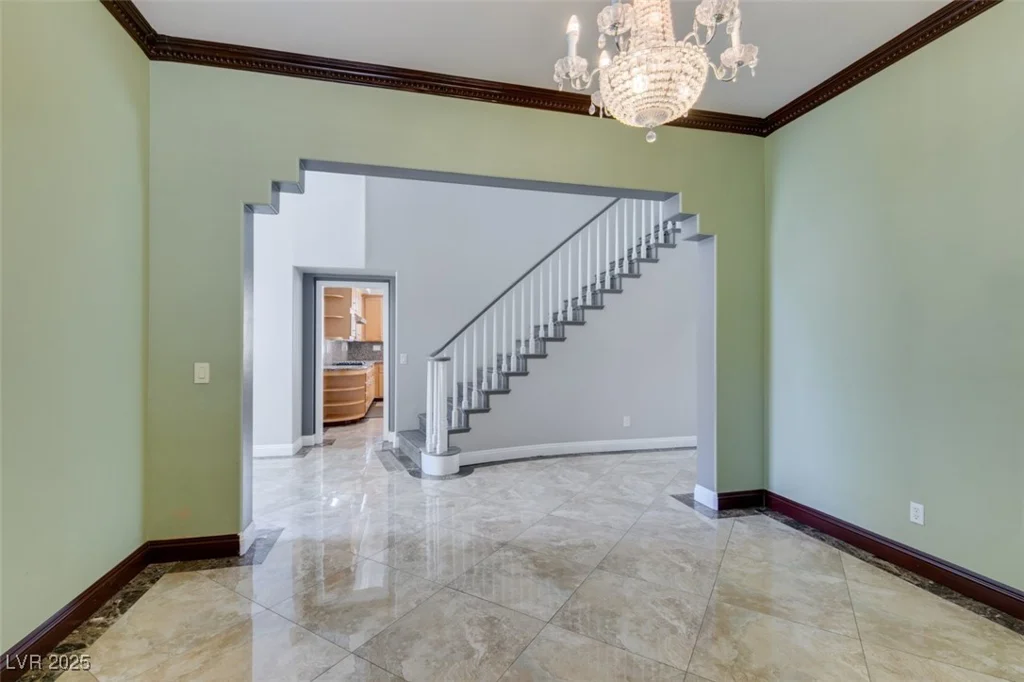 1813 Francisco Peak, Las Vegas, NV 89128