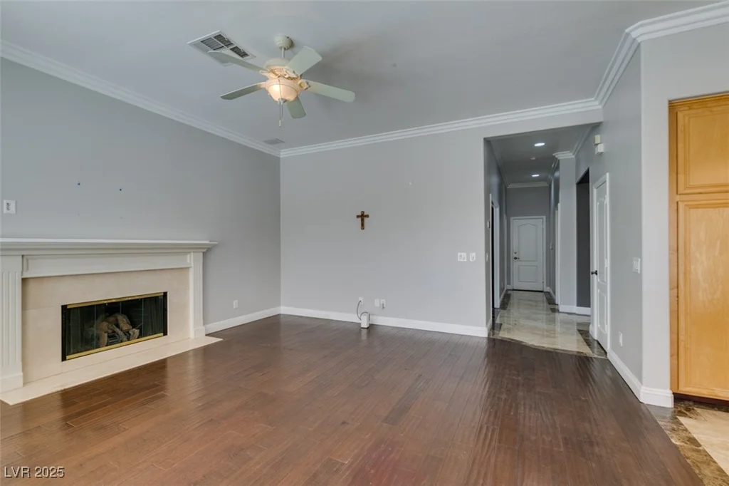 1813 Francisco Peak, Las Vegas, NV 89128