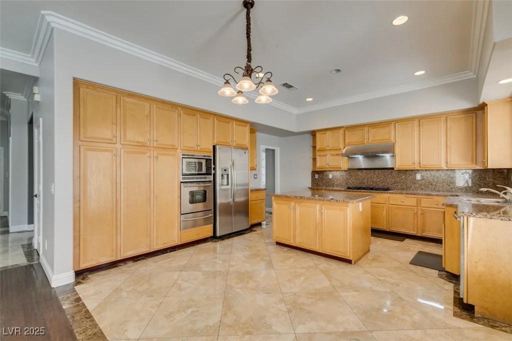 1813 Francisco Peak, Las Vegas, NV 89128