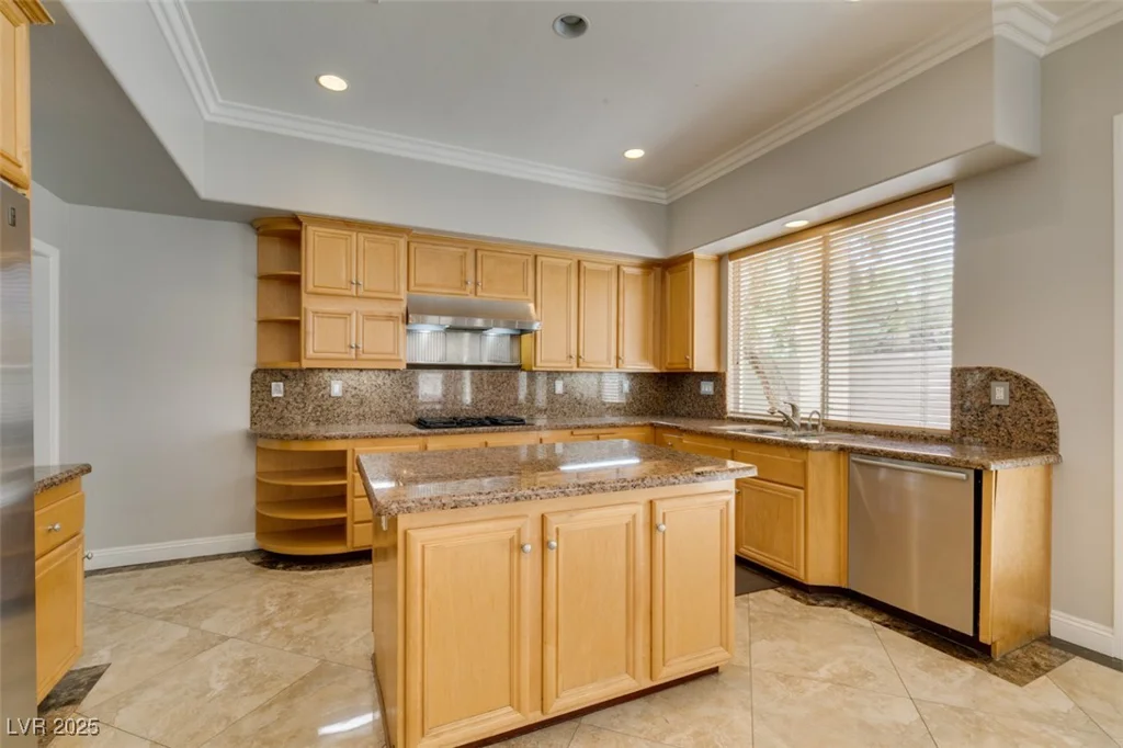 1813 Francisco Peak, Las Vegas, NV 89128