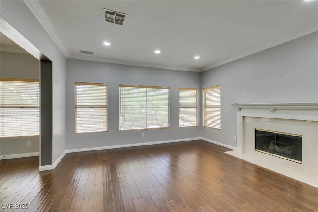 1813 Francisco Peak, Las Vegas, NV 89128