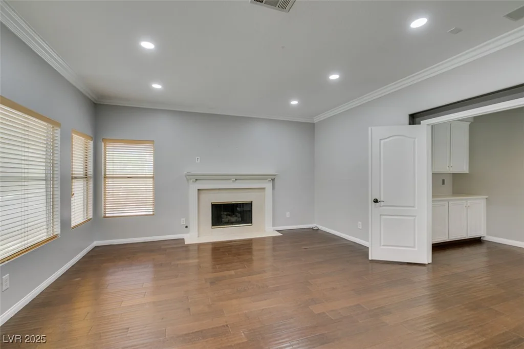 1813 Francisco Peak, Las Vegas, NV 89128