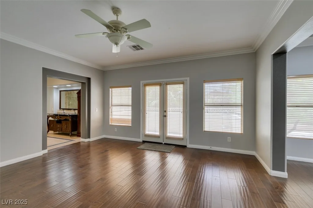 1813 Francisco Peak, Las Vegas, NV 89128