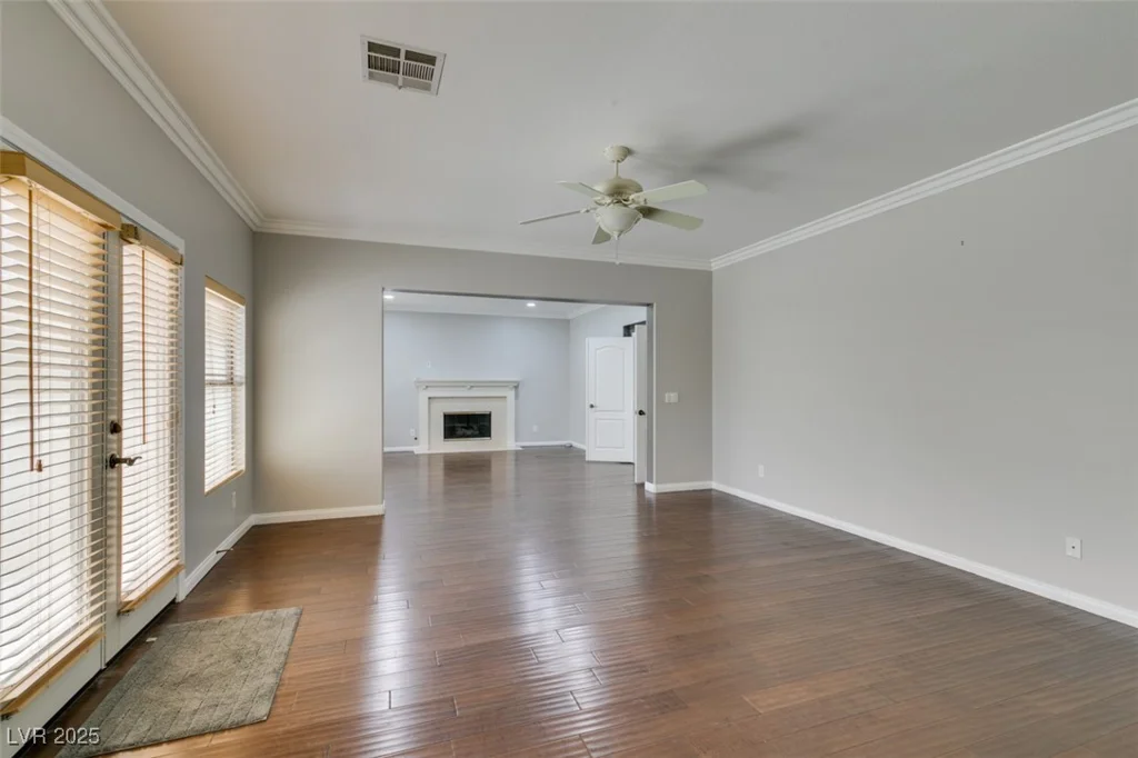 1813 Francisco Peak, Las Vegas, NV 89128