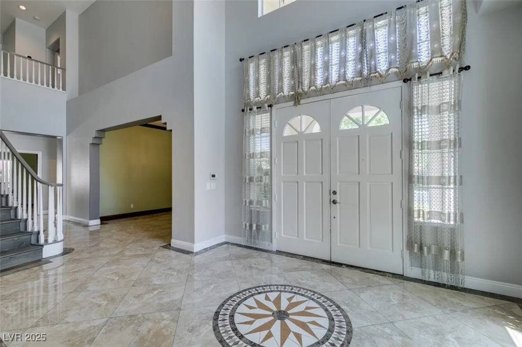 1813 Francisco Peak, Las Vegas, NV 89128