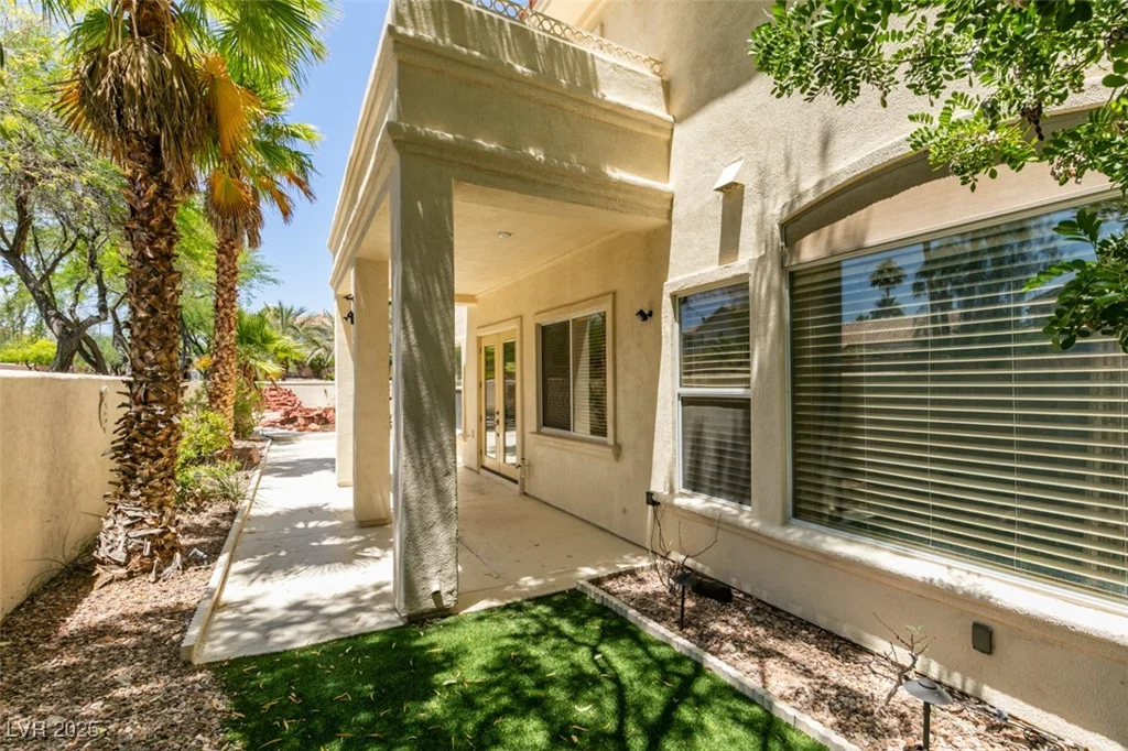 1813 Francisco Peak, Las Vegas, NV 89128