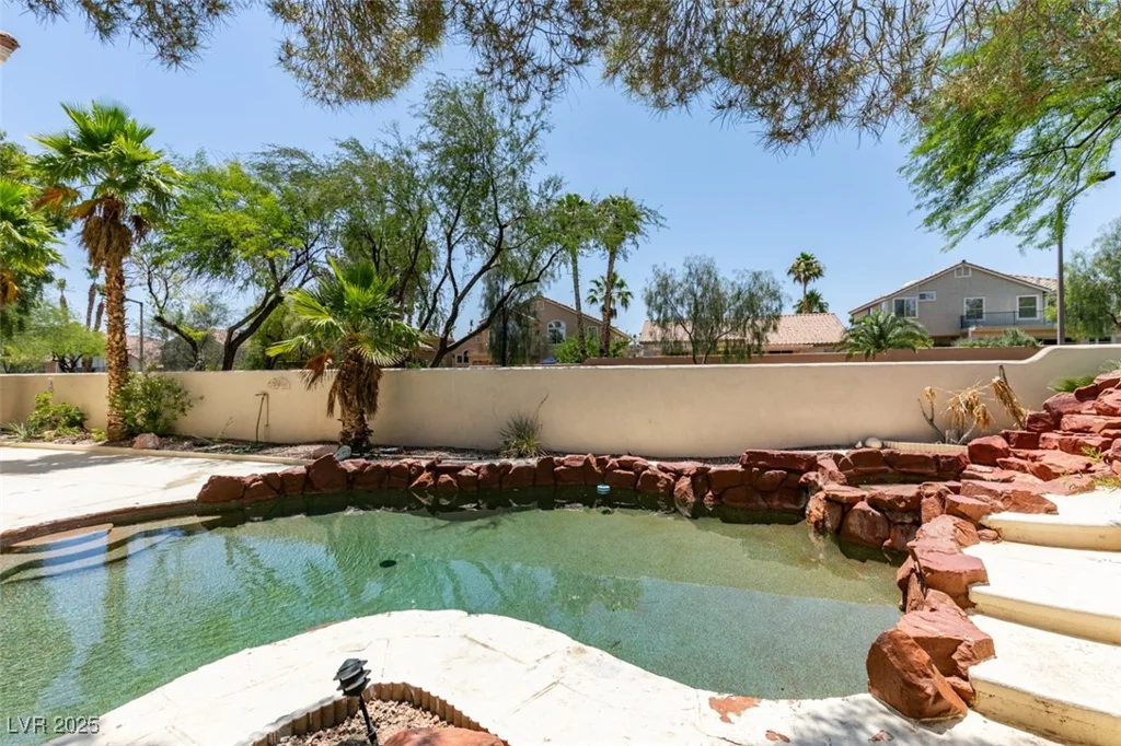1813 Francisco Peak, Las Vegas, NV 89128