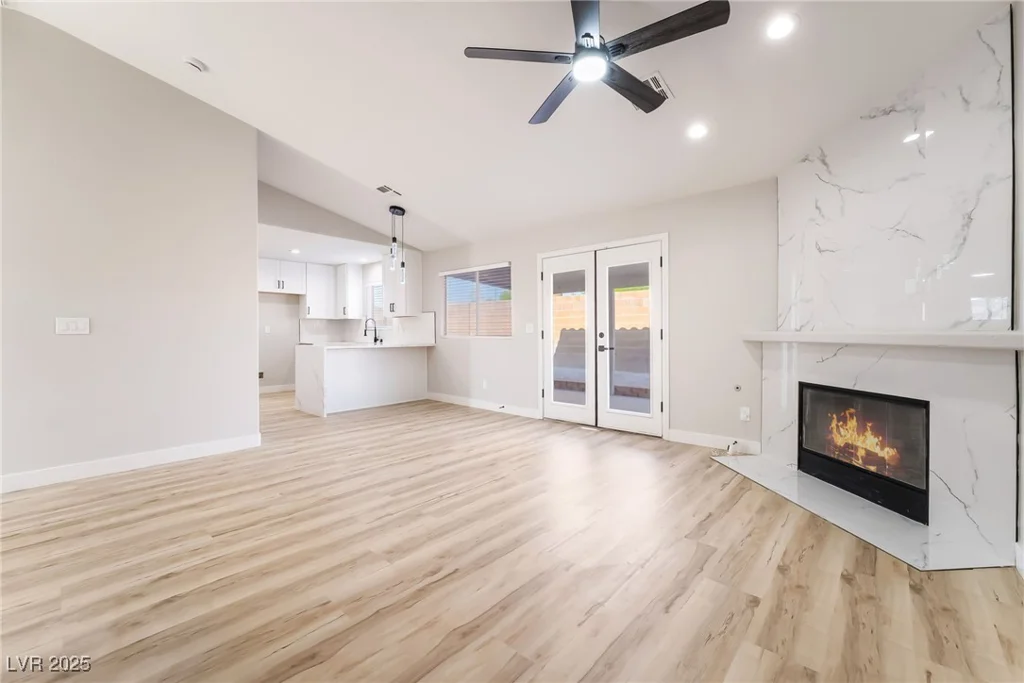 5417 Bible, North Las Vegas, NV 89031