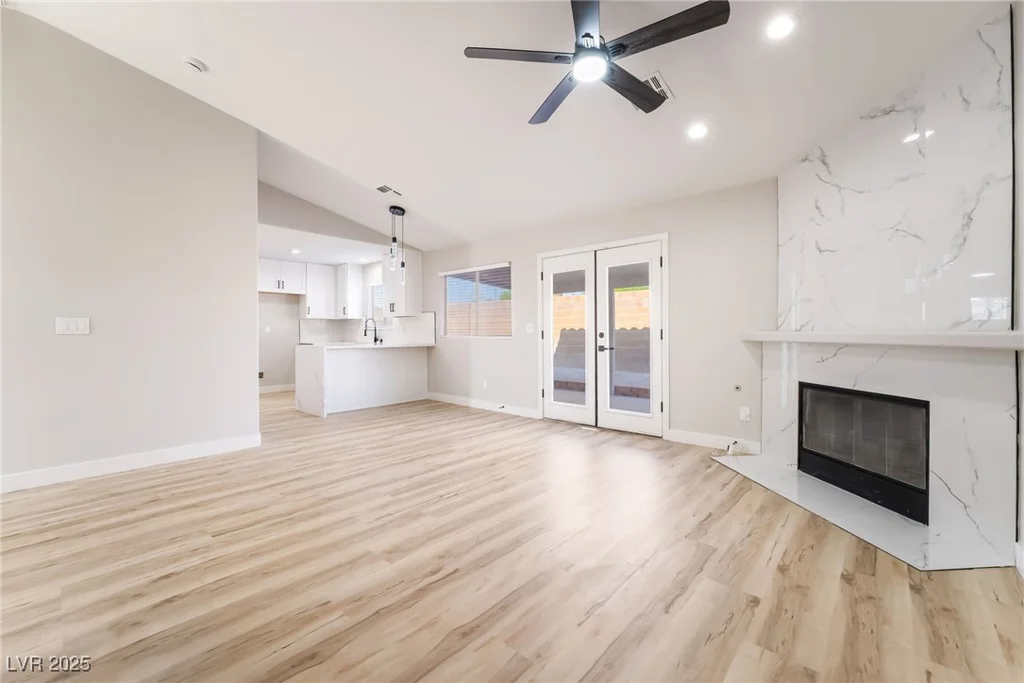 5417 Bible, North Las Vegas, NV 89031
