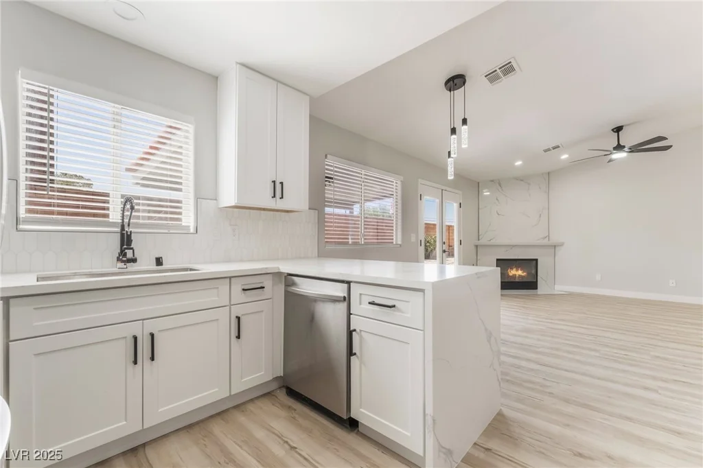 5417 Bible, North Las Vegas, NV 89031