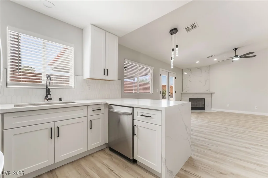5417 Bible, North Las Vegas, NV 89031