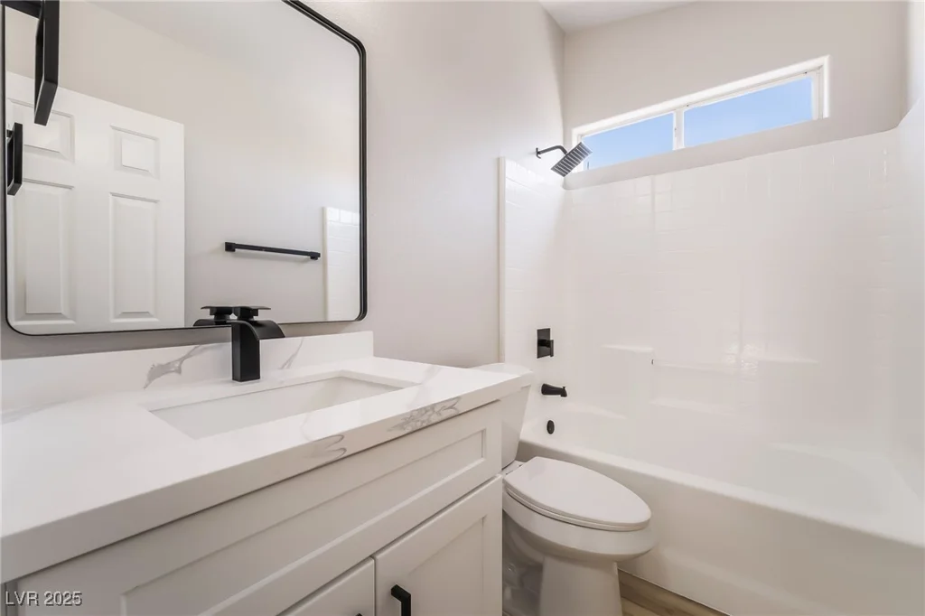 5417 Bible, North Las Vegas, NV 89031