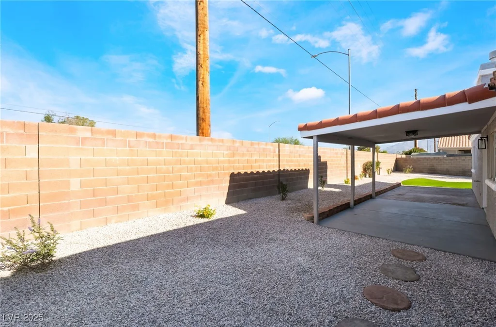 5417 Bible, North Las Vegas, NV 89031