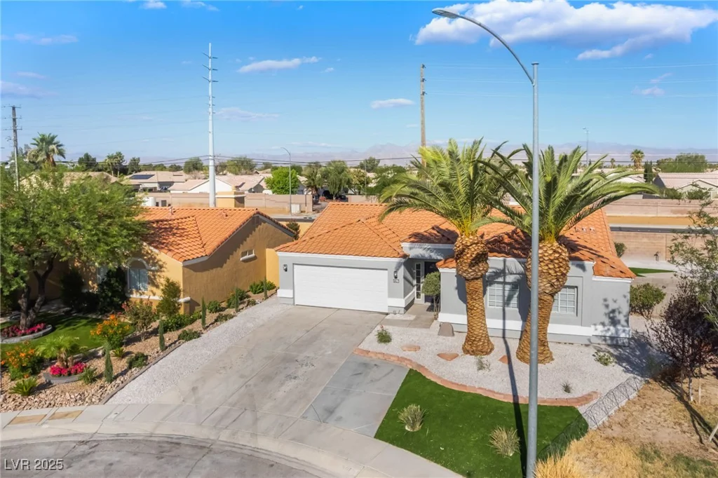 5417 Bible, North Las Vegas, NV 89031