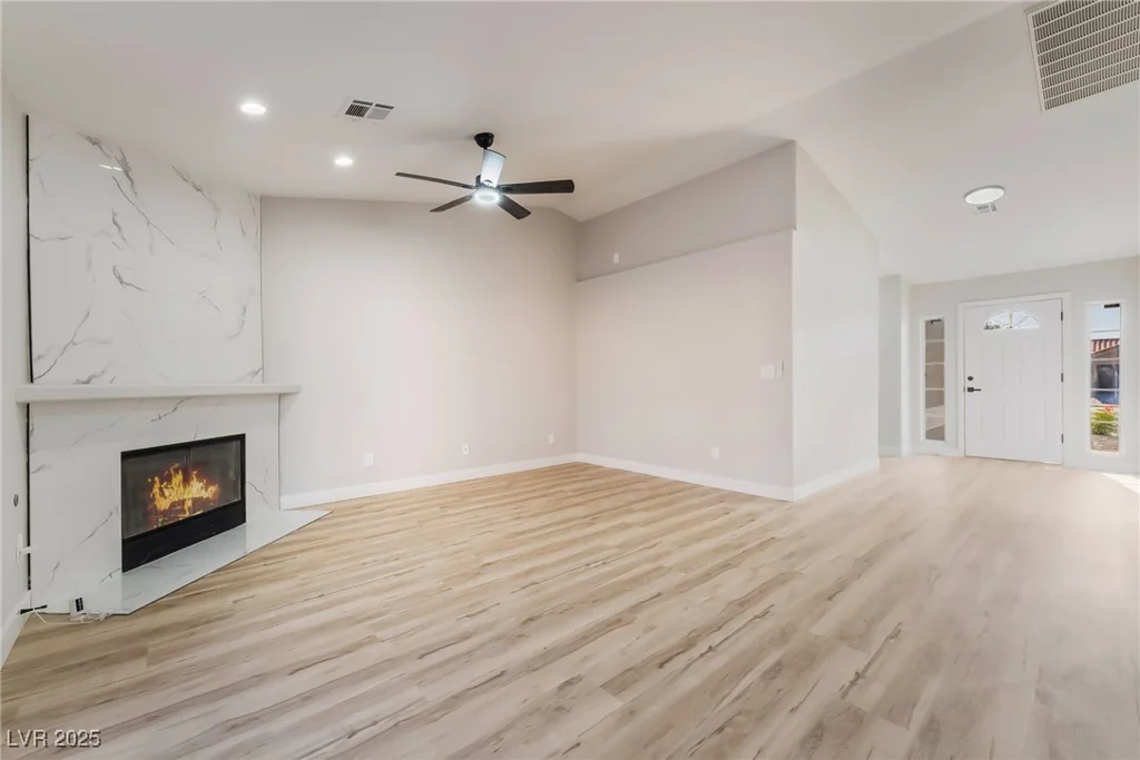 5417 Bible, North Las Vegas, NV 89031