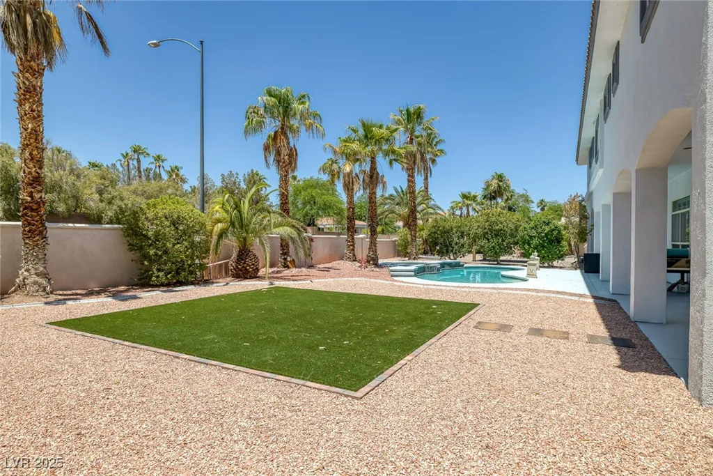 2209 Purple Majesty, Las Vegas, NV 89117