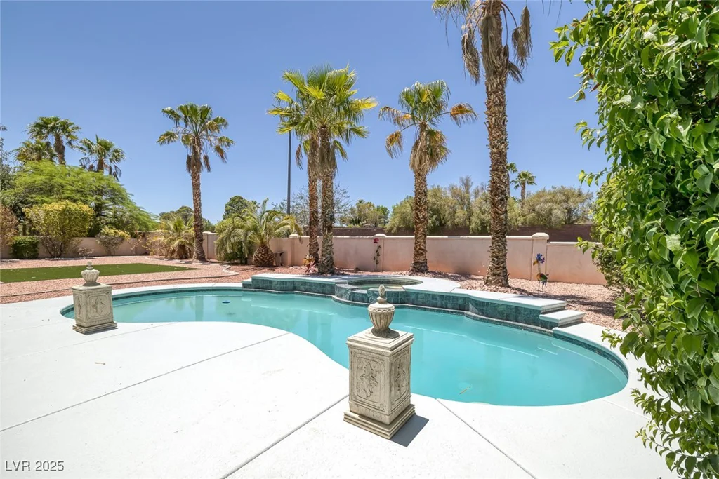2209 Purple Majesty, Las Vegas, NV 89117