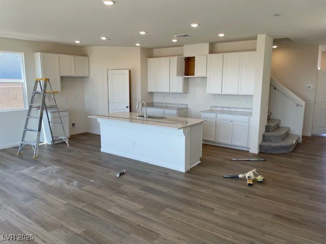 9564 Hinson, Las Vegas, NV 89102