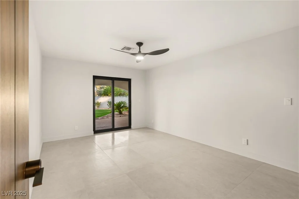 2935 Montessouri, Las Vegas, NV 89117