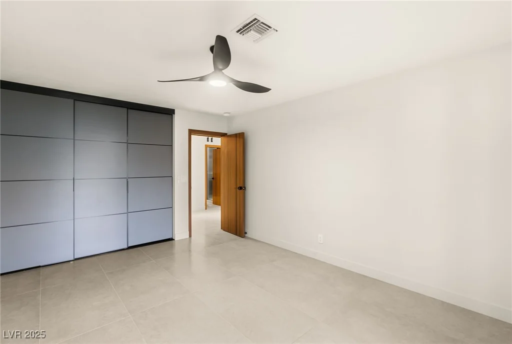2935 Montessouri, Las Vegas, NV 89117