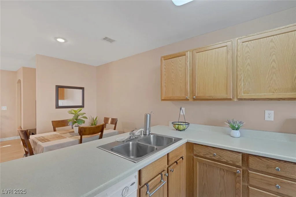 6217 Lapilli, Las Vegas, NV 89139