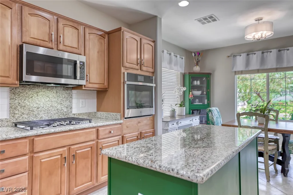 2205 Sandstone Cliffs, Henderson, NV 89044