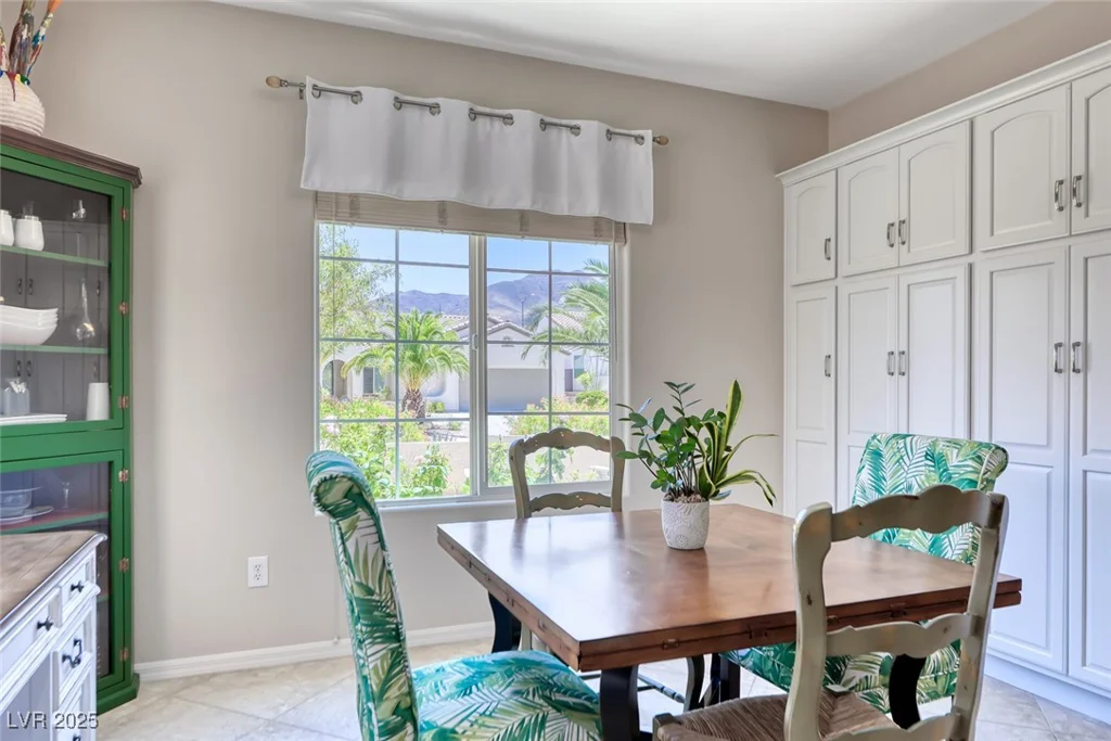 2205 Sandstone Cliffs, Henderson, NV 89044