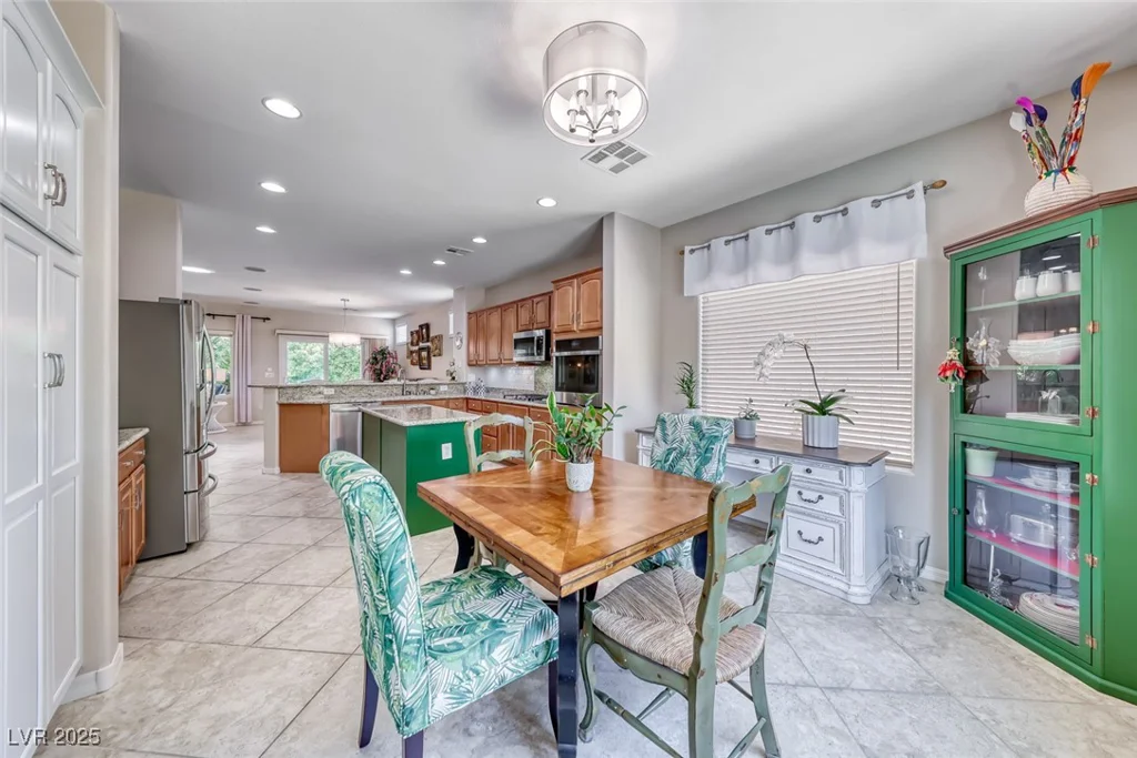 2205 Sandstone Cliffs, Henderson, NV 89044