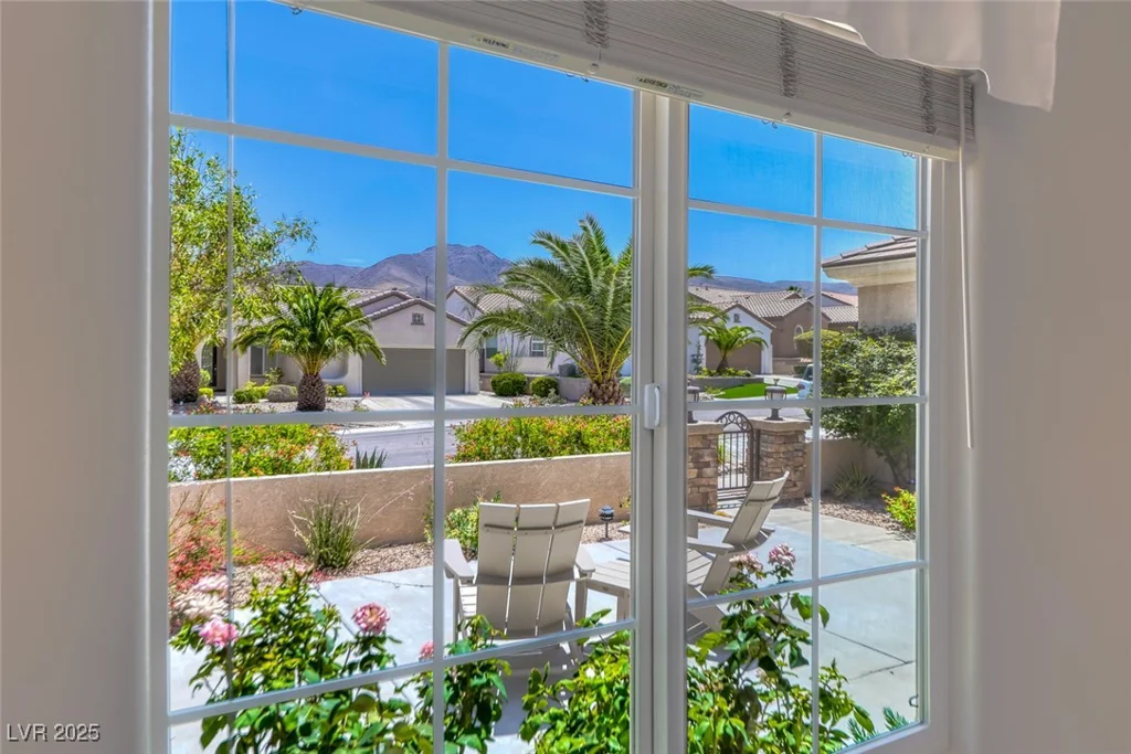 2205 Sandstone Cliffs, Henderson, NV 89044