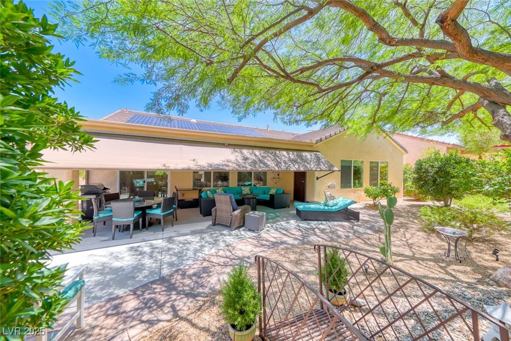 2205 Sandstone Cliffs, Henderson, NV 89044