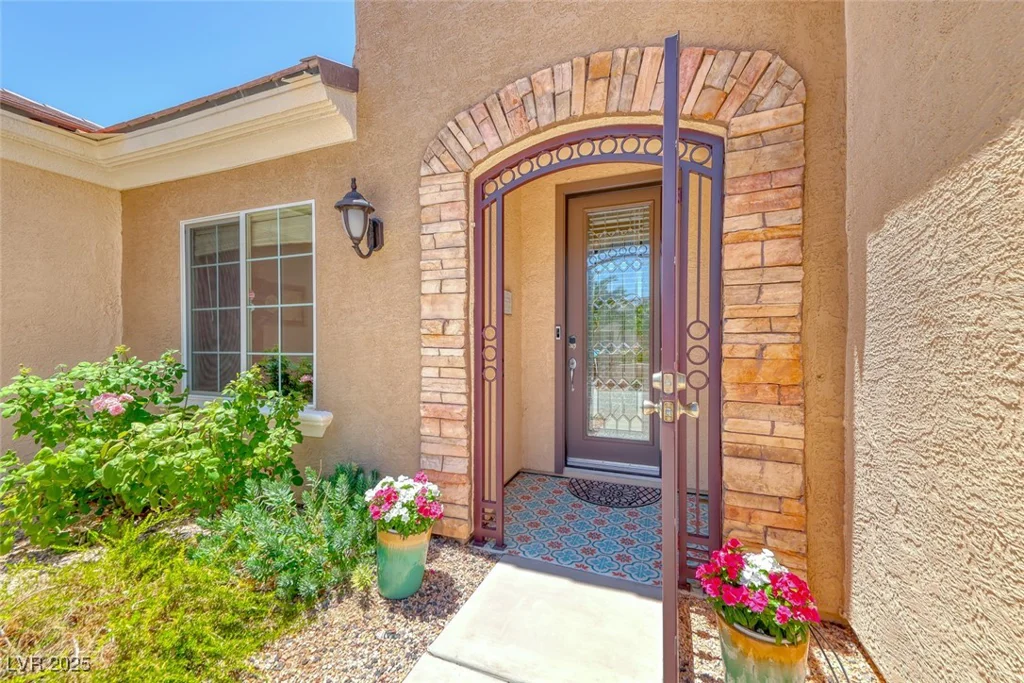 2205 Sandstone Cliffs, Henderson, NV 89044