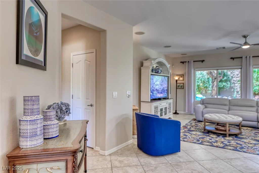 2205 Sandstone Cliffs, Henderson, NV 89044