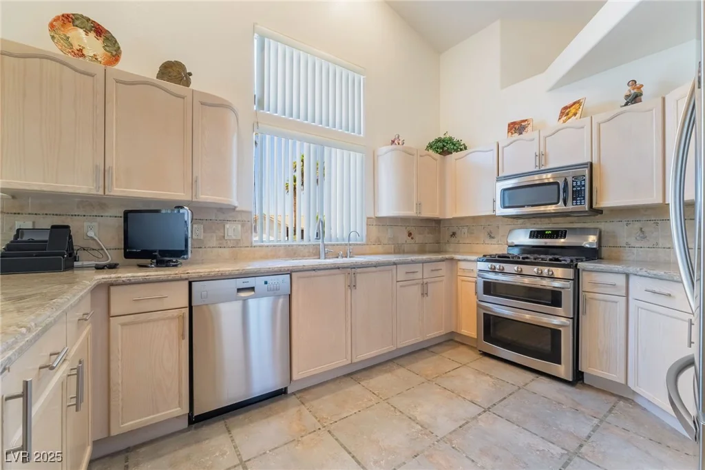 105 Crossfoot Terrace, Henderson, NV 89002
