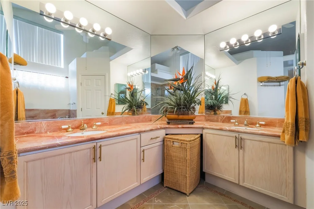 105 Crossfoot Terrace, Henderson, NV 89002