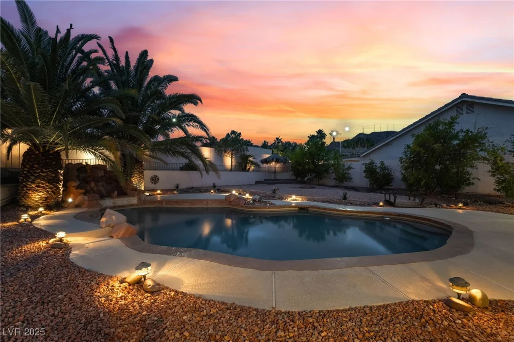 105 Crossfoot Terrace, Henderson, NV 89002