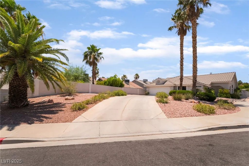 105 Crossfoot Terrace, Henderson, NV 89002