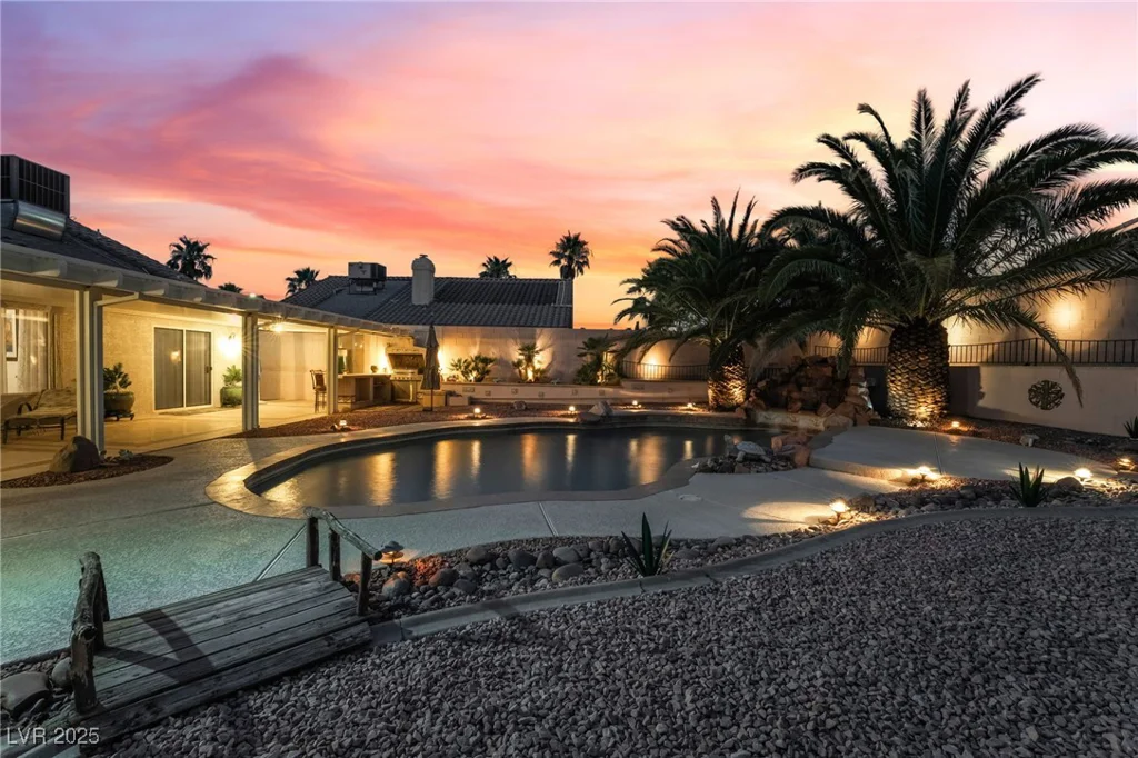 105 Crossfoot Terrace, Henderson, NV 89002