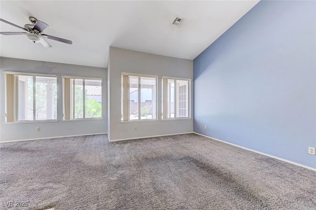 4724 Victoria Beach, Las Vegas, NV 89130