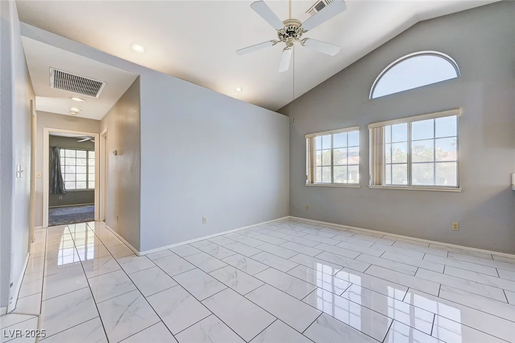 4724 Victoria Beach, Las Vegas, NV 89130