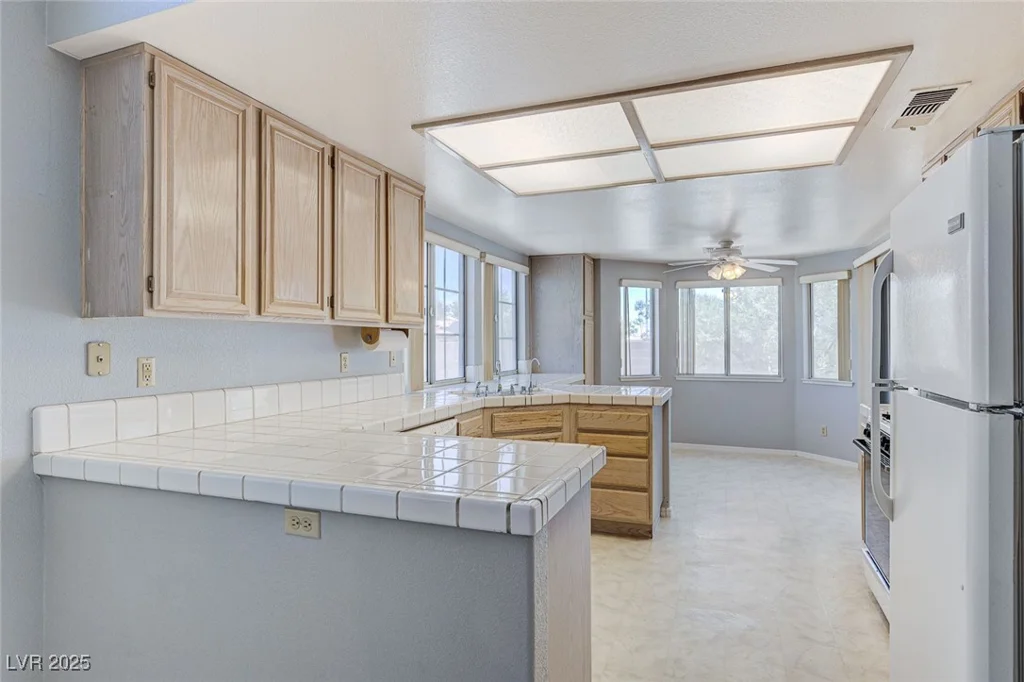 4724 Victoria Beach, Las Vegas, NV 89130