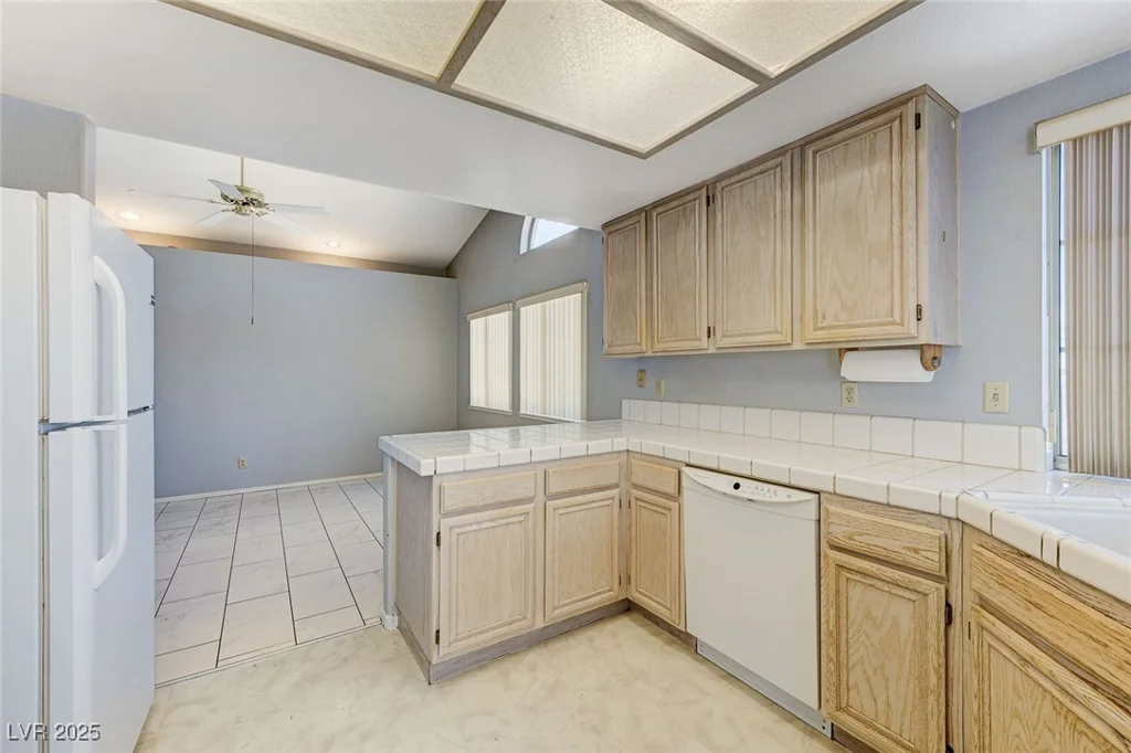 4724 Victoria Beach, Las Vegas, NV 89130