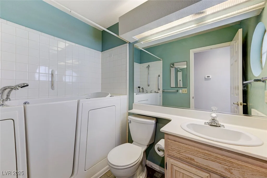 4724 Victoria Beach, Las Vegas, NV 89130