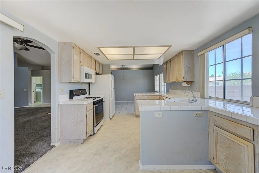 4724 Victoria Beach, Las Vegas, NV 89130