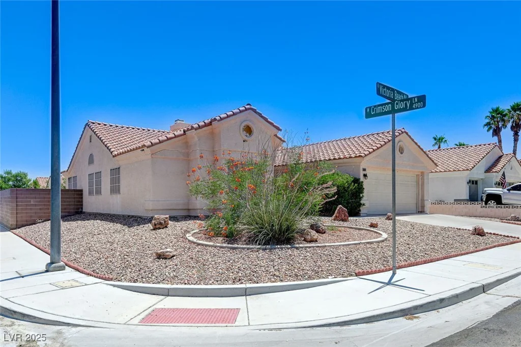 4724 Victoria Beach, Las Vegas, NV 89130