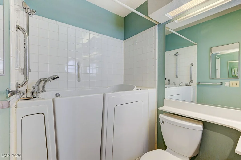 4724 Victoria Beach, Las Vegas, NV 89130