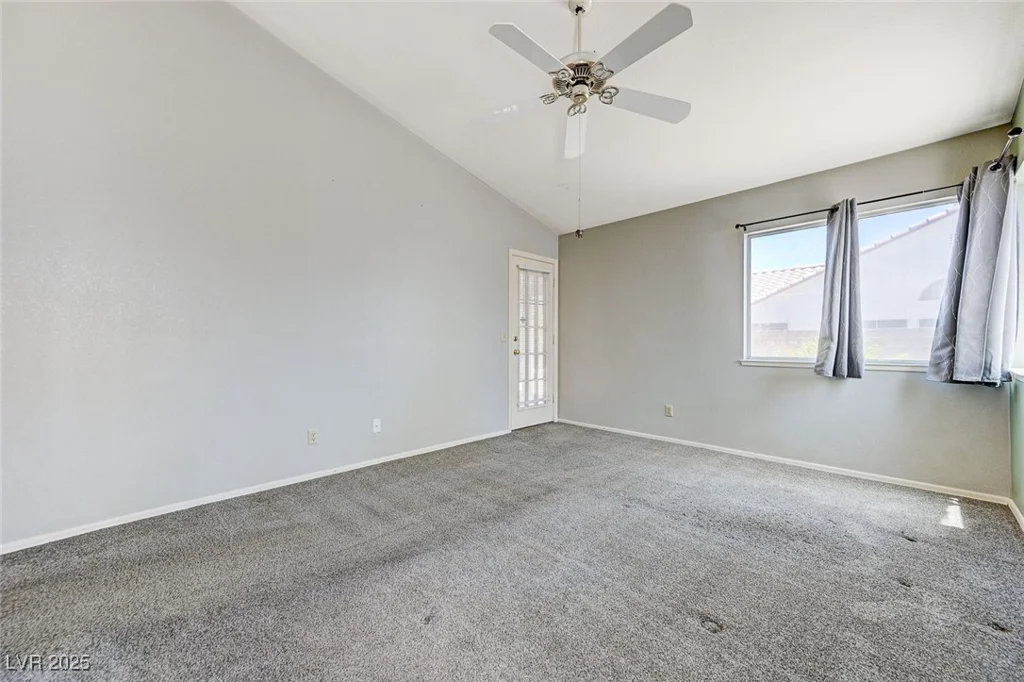 4724 Victoria Beach, Las Vegas, NV 89130