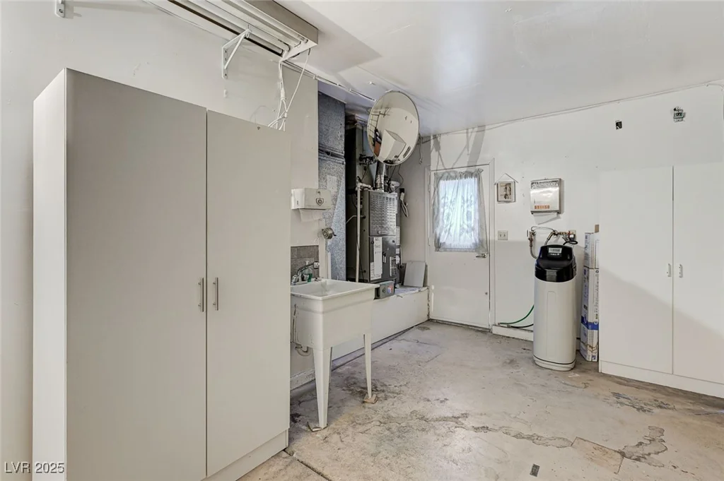4724 Victoria Beach, Las Vegas, NV 89130