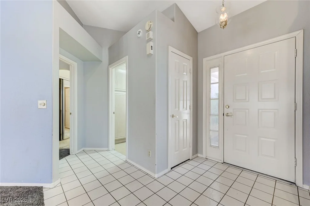 4724 Victoria Beach, Las Vegas, NV 89130